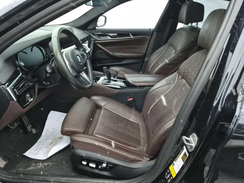 BMW 550 * M550I XDRIVE * CARFAX * ЦЕНА ДО БГ, снимка 7 - Автомобили и джипове - 53560353
