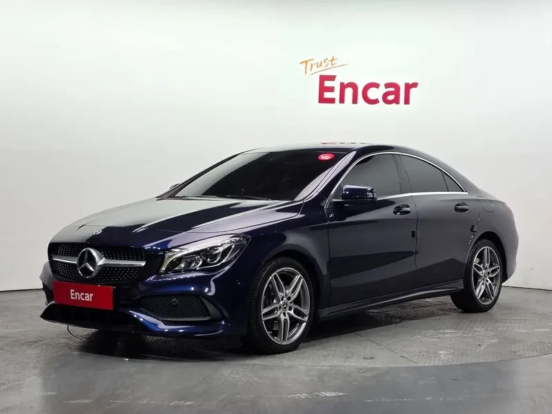 Mercedes-Benz CLA 220 Amg Line, снимка 2 - Автомобили и джипове - 55110646