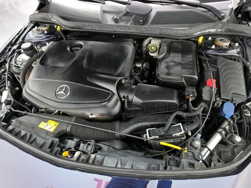 Mercedes-Benz CLA 220 Amg Line, снимка 12 - Автомобили и джипове - 55110646