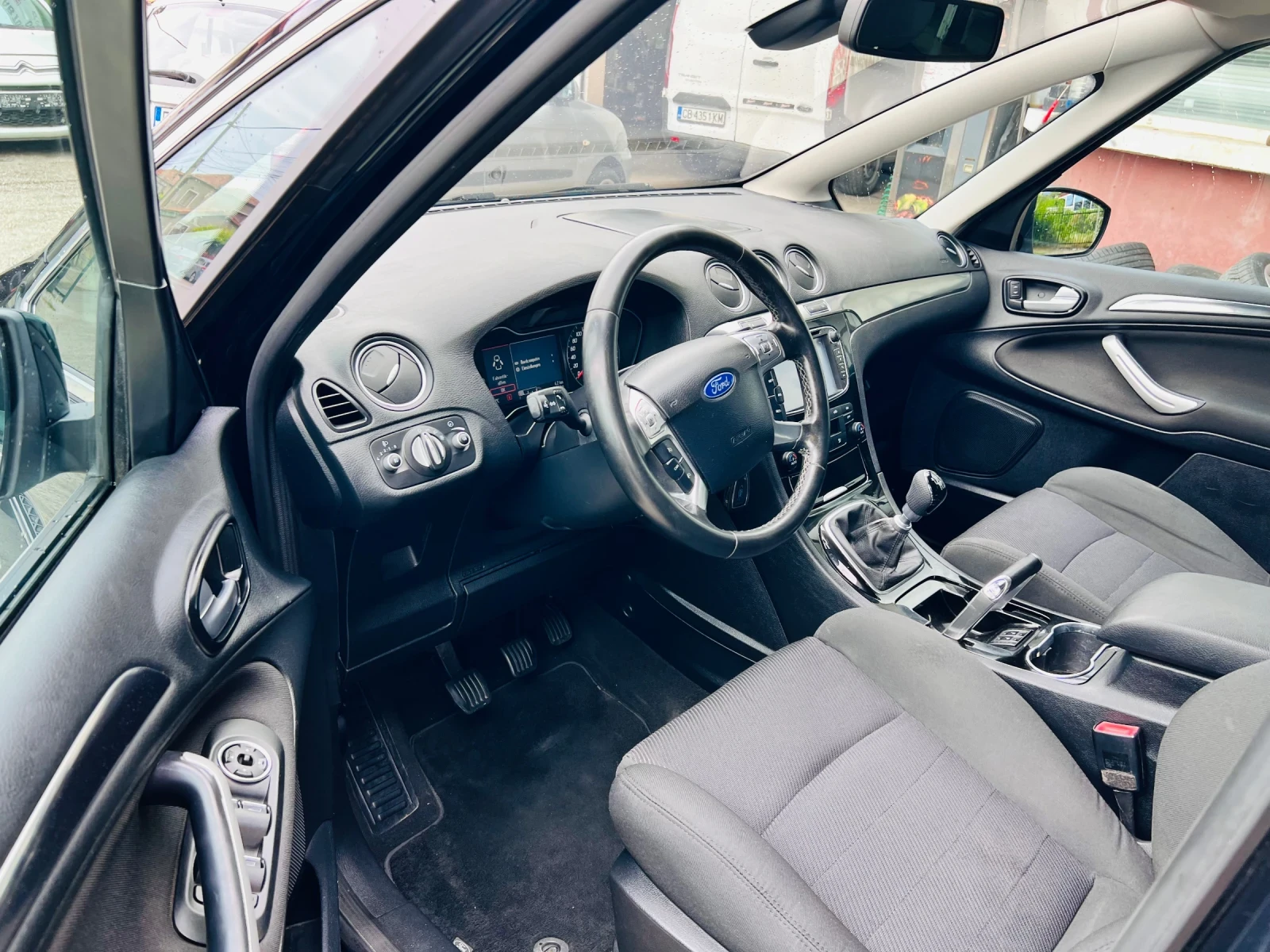 Ford S-Max Ford S-Max 2.0D-140 Fecelift - изображение 9