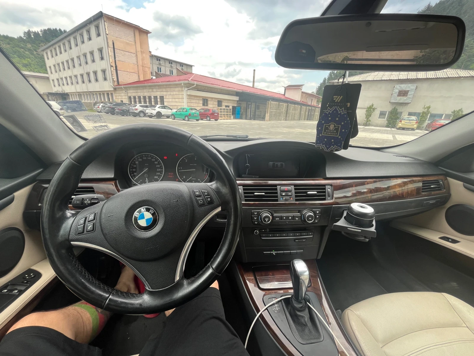 BMW 320  - изображение 7