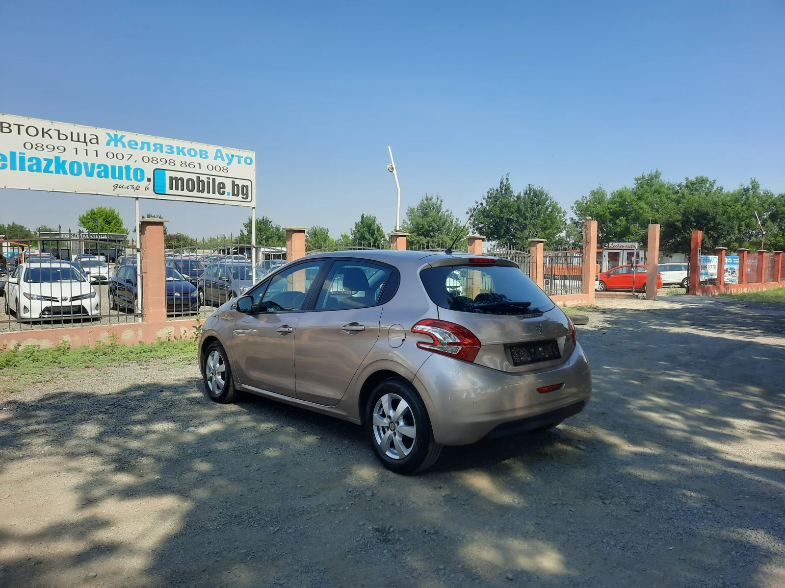 Peugeot 208 1.4 HDI - изображение 6