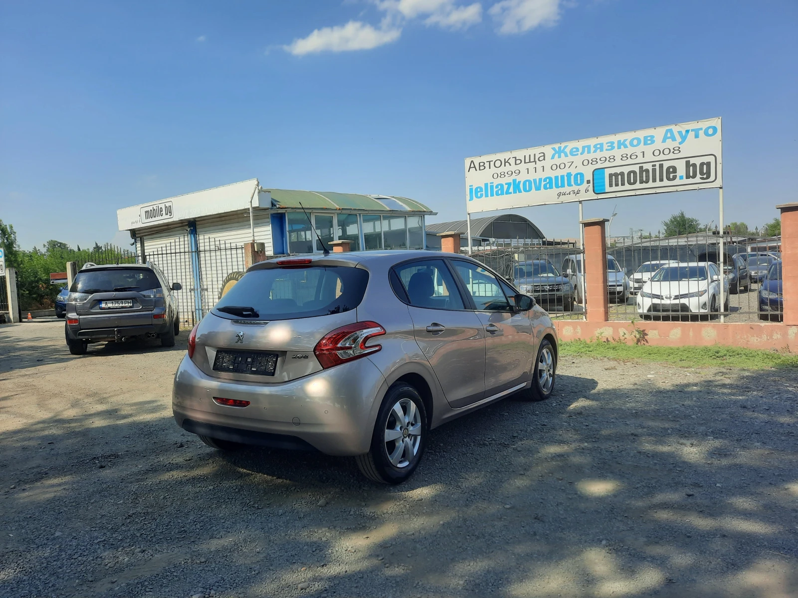 Peugeot 208 1.4 HDI - изображение 4