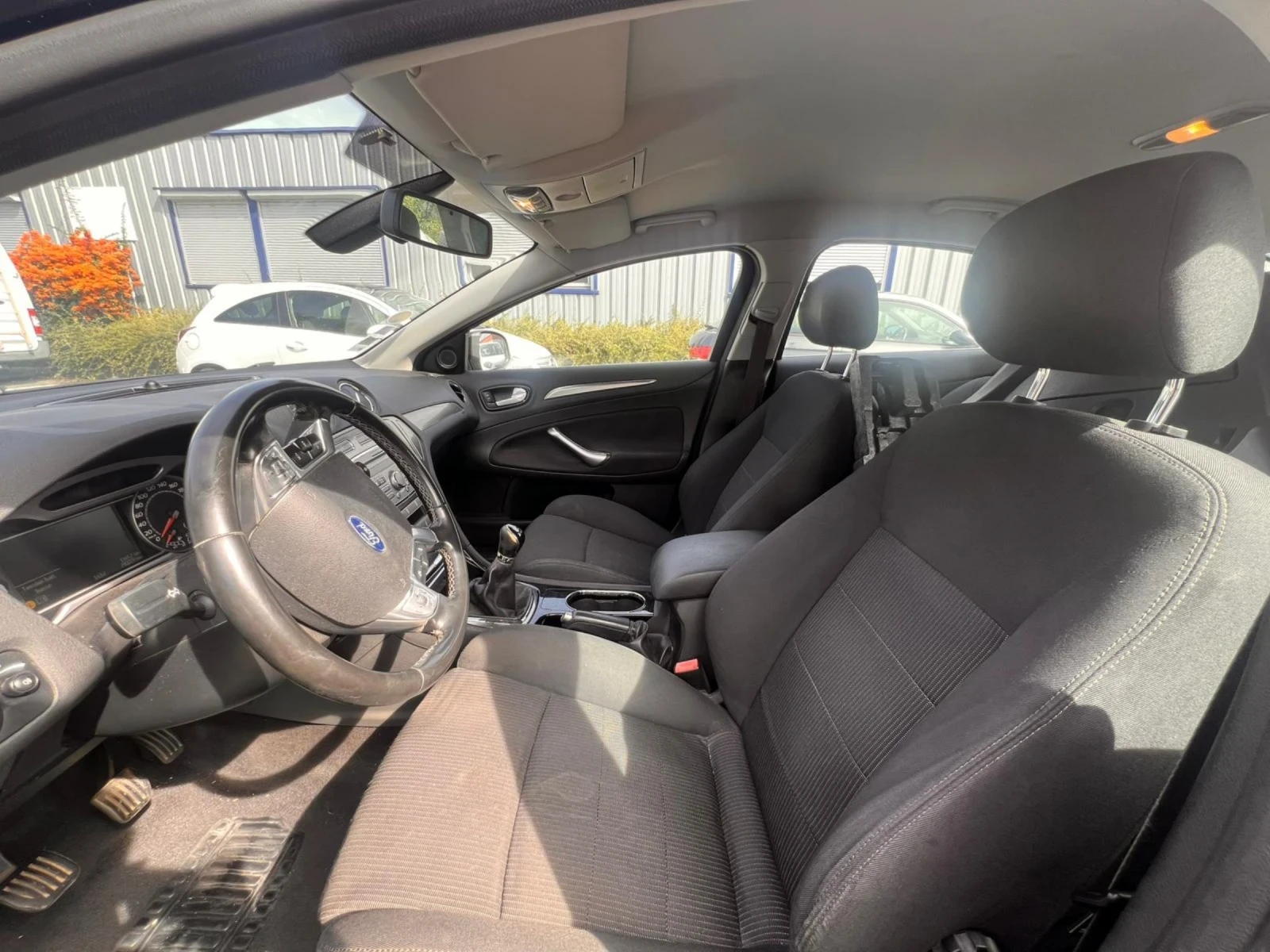 Ford Mondeo 1.8 TDCI TURBO - изображение 5
