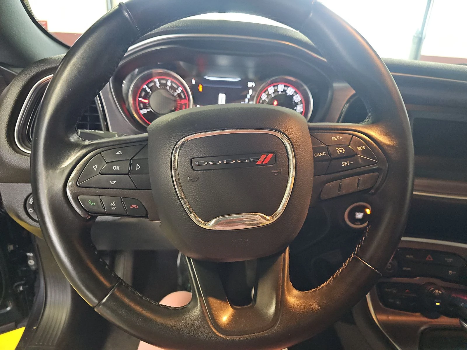 Dodge Challenger R/T | Mobile.bg — изображение 8