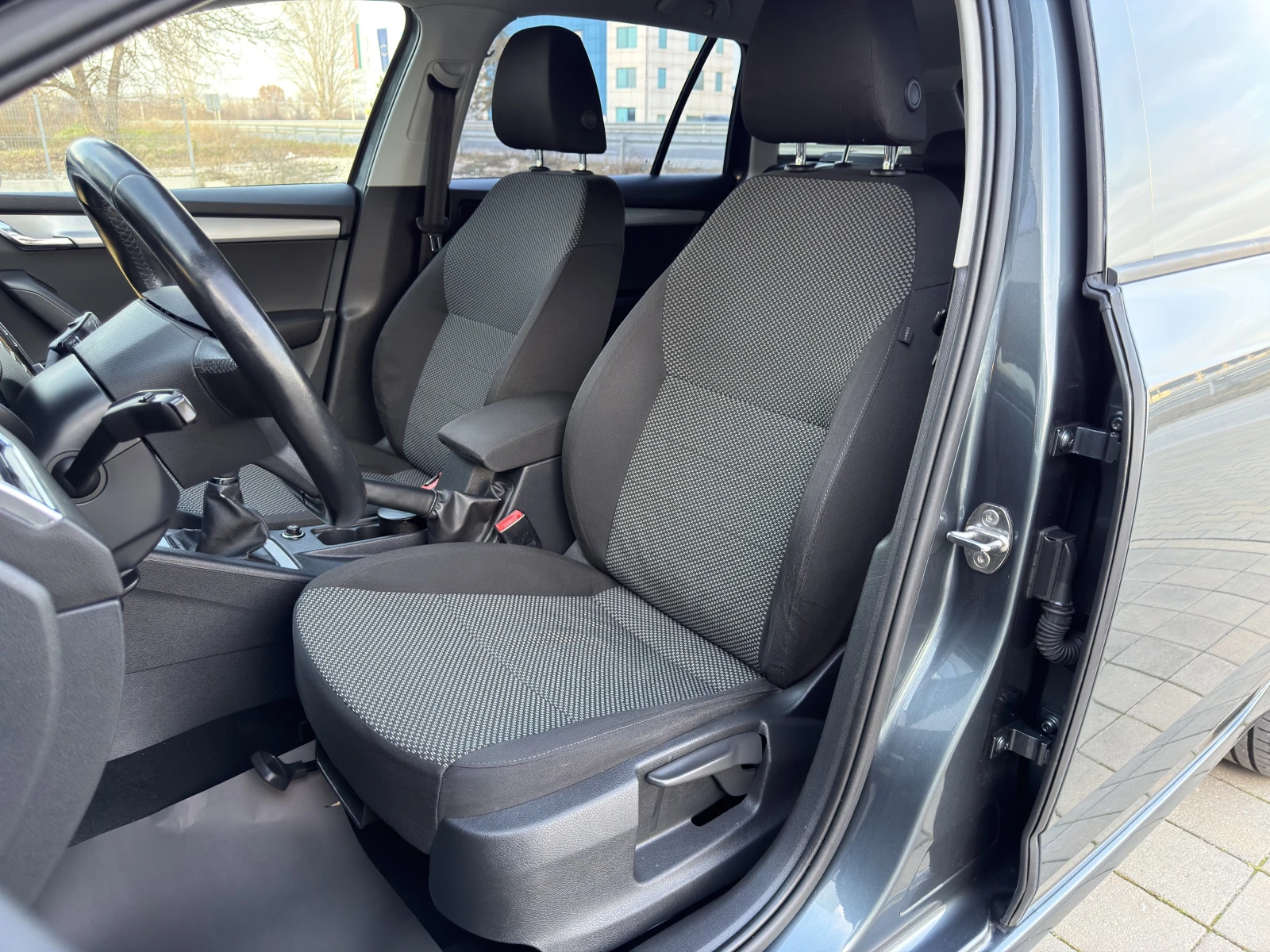 Skoda Octavia 1.4G-TEC-META�-NAVIGATION-����������-���������- | Mobile.bg � ����������� 10