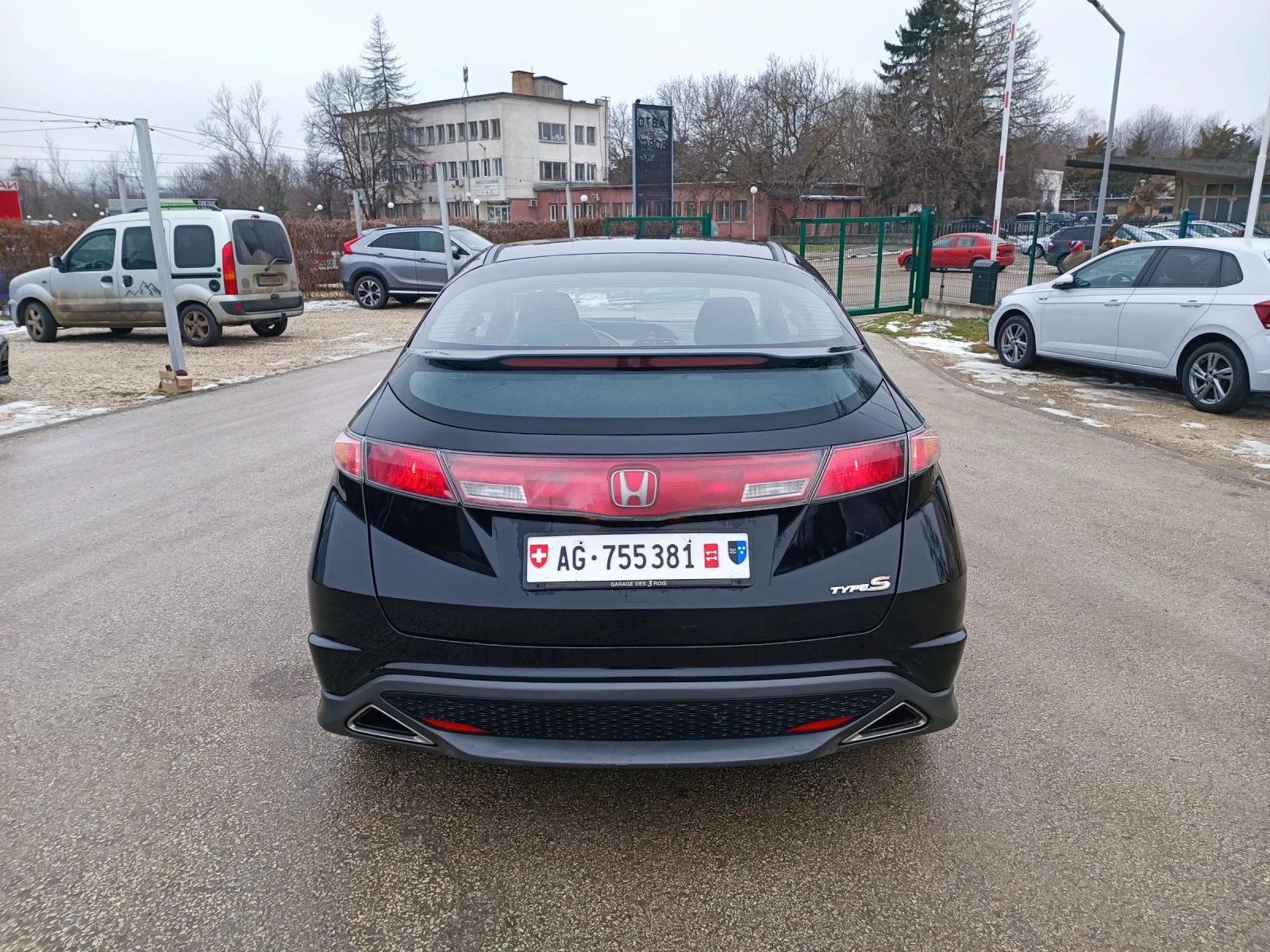 Honda Civic 1.8i-140кс-ШВЕЙЦАРИЯ-РЪЧКА-6ск-TypeS - изображение 4