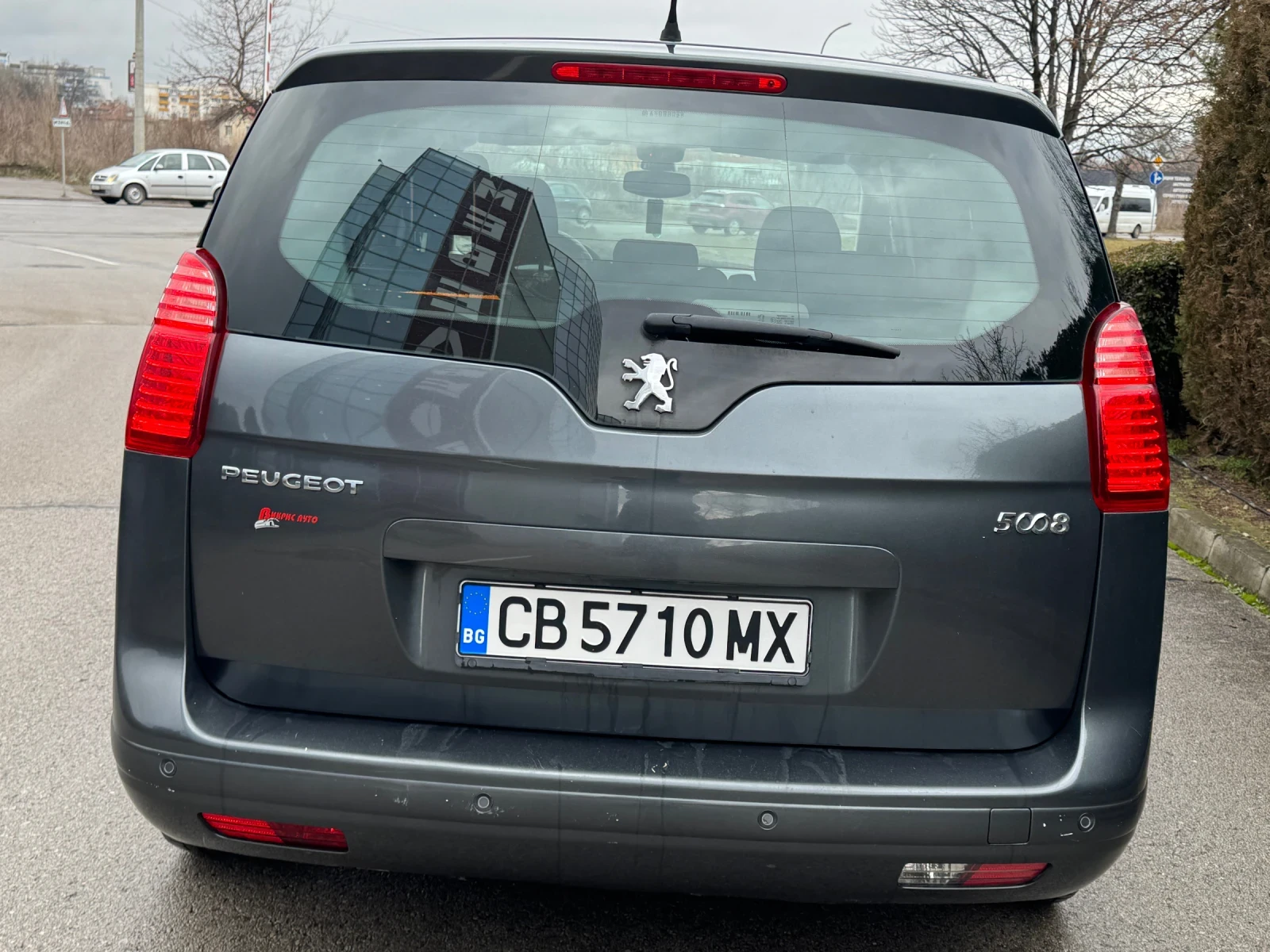 Peugeot 5008 Газ-Бензин продава се от собственик  - изображение 5