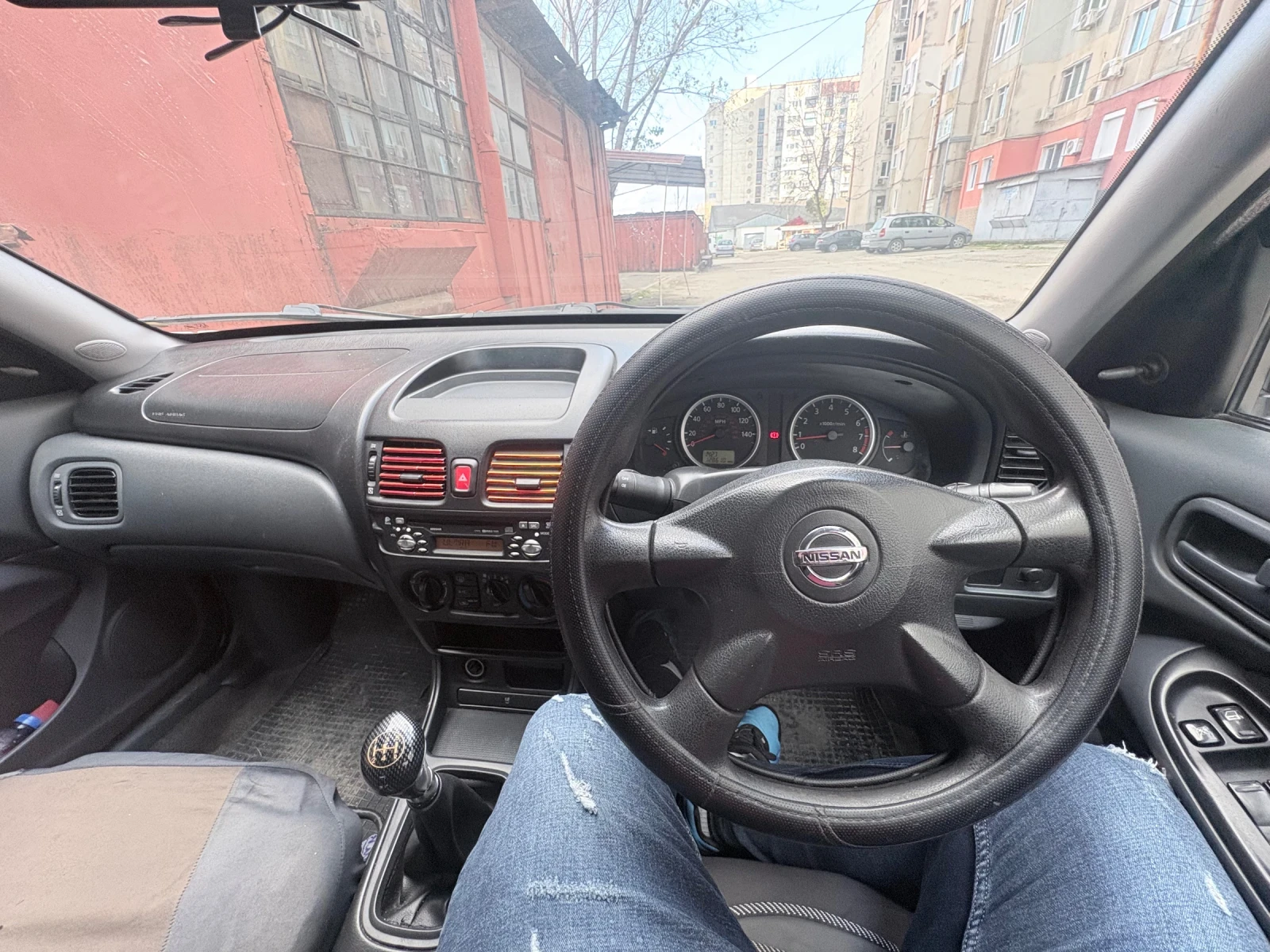 Nissan Almera 1.6 - изображение 4