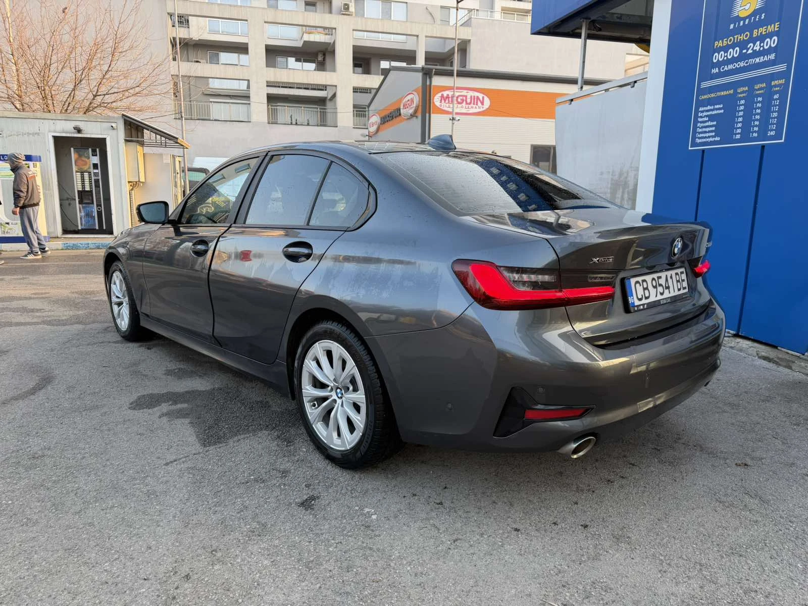 BMW 320 320i xDrive - изображение 5