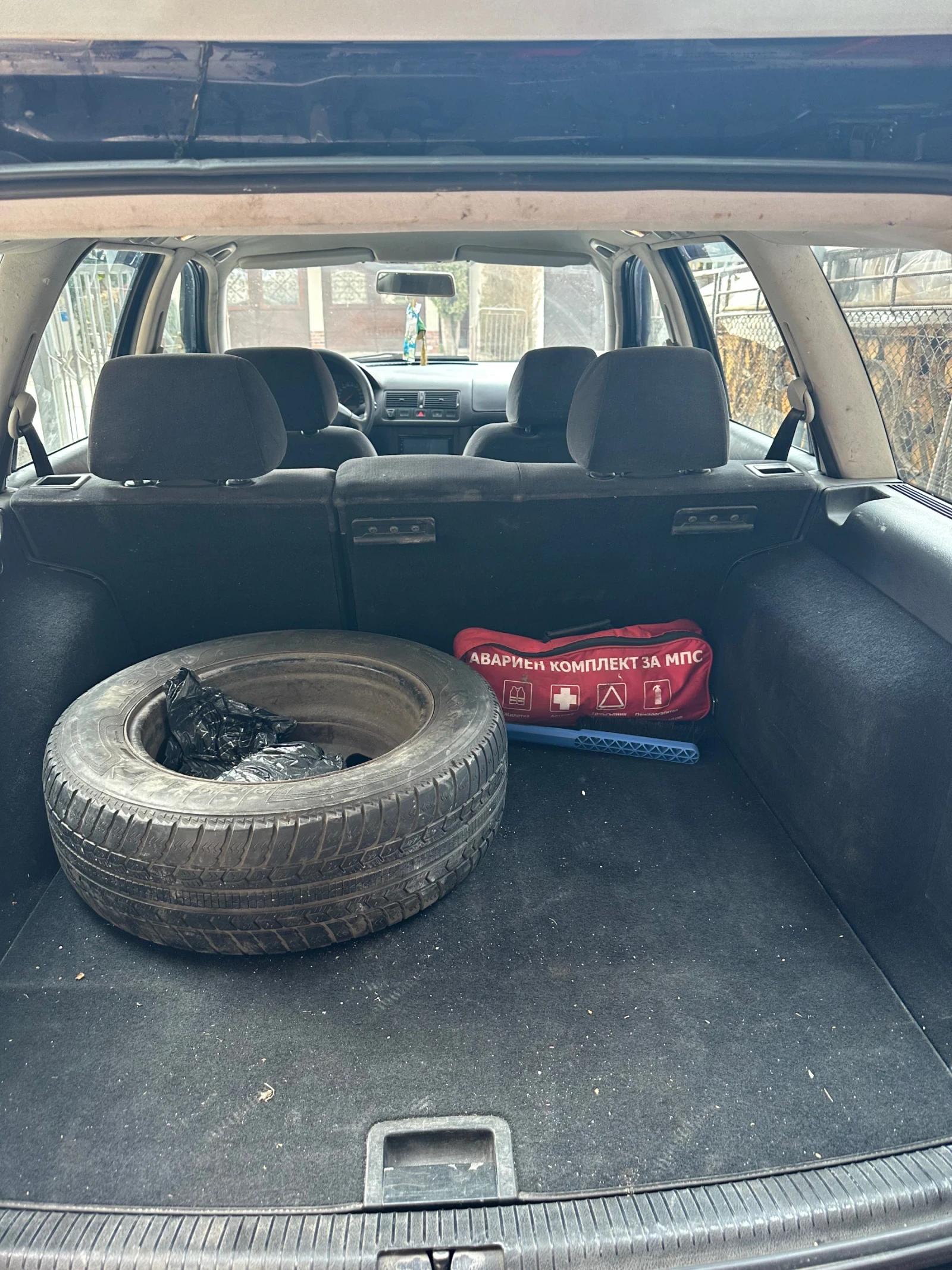 VW Golf, снимка 8 - Автомобили и джипове - 53872705