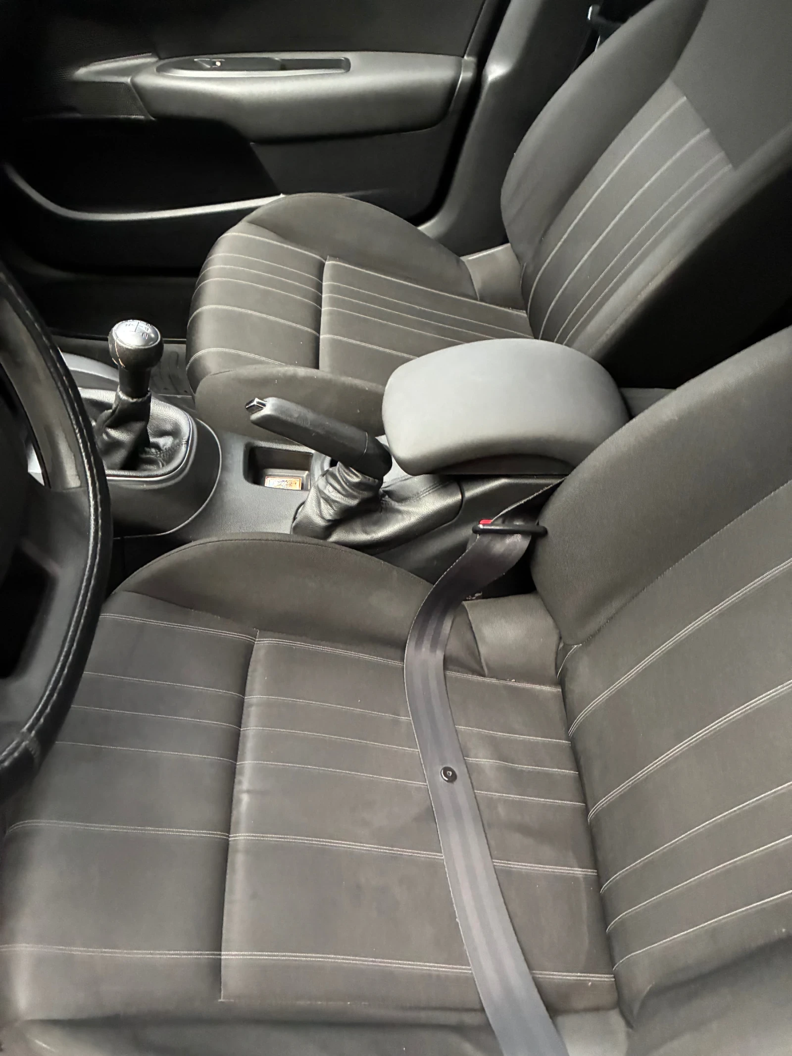 Citroen C4, снимка 8 - Автомобили и джипове - 54394482
