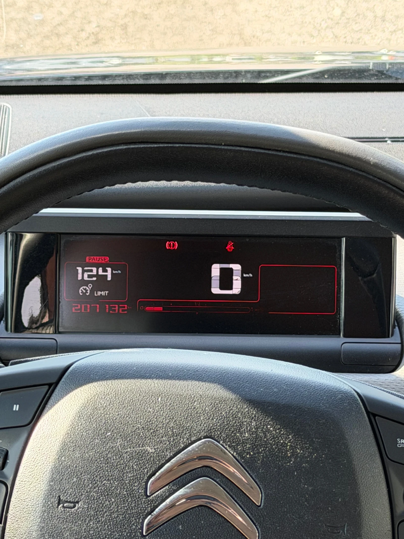 Citroen C4 Cactus Shine 1.2 Pure Tech, снимка 12 - Автомобили и джипове - 54712714