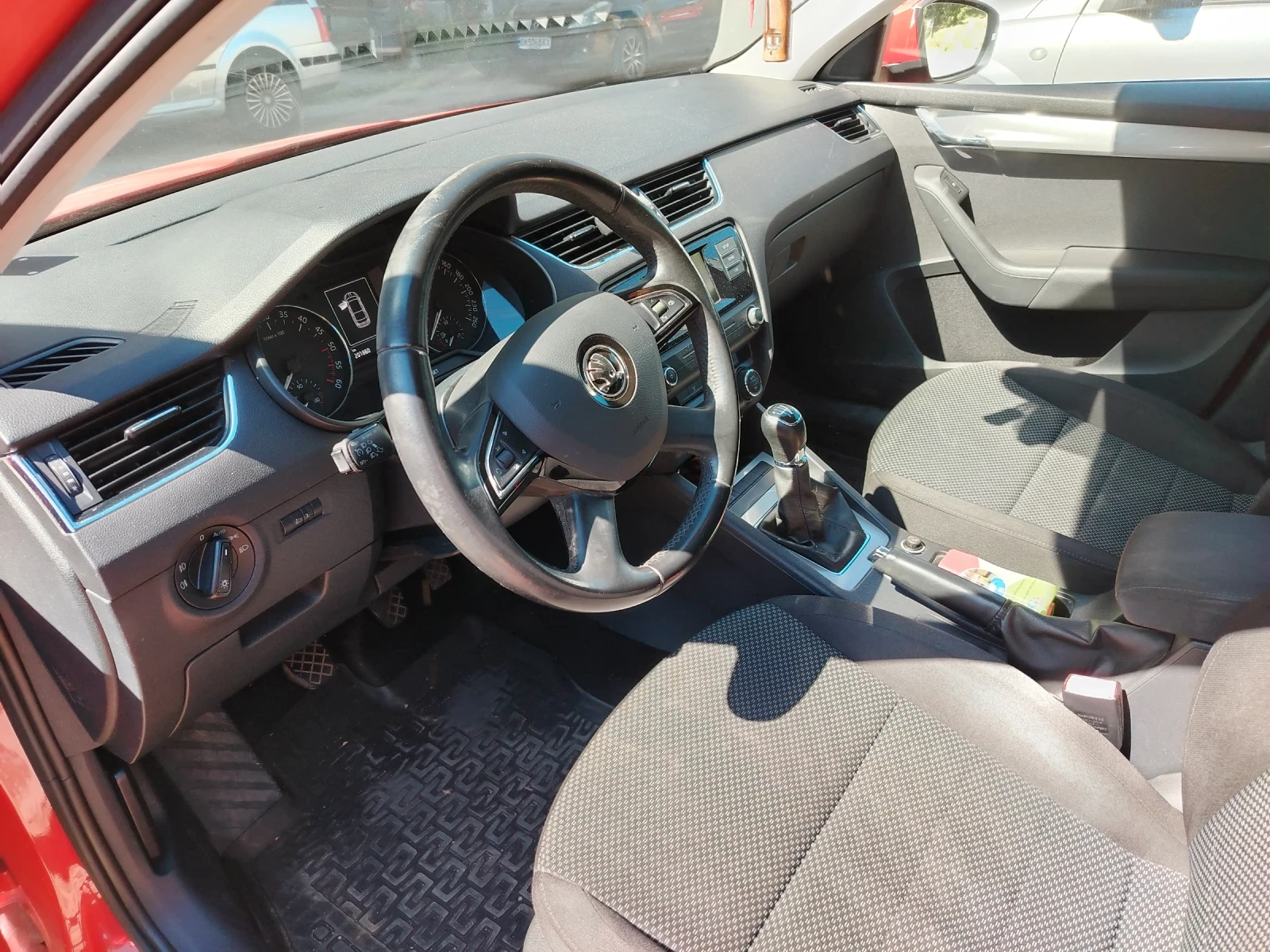 Skoda Octavia, снимка 11 - Автомобили и джипове - 54907439