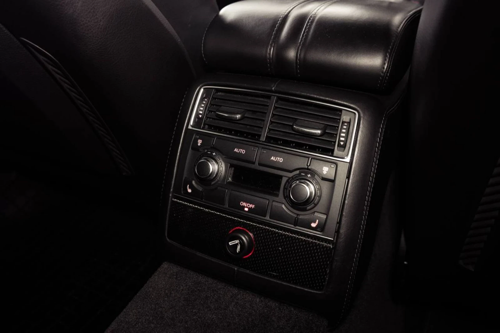 Audi S8 5.2, снимка 14 - Автомобили и джипове - 55440000