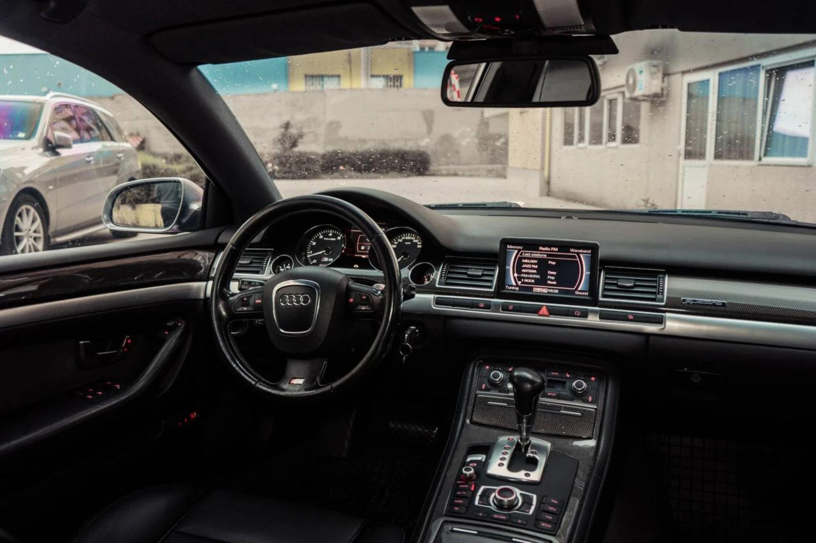 Audi S8 5.2, снимка 16 - Автомобили и джипове - 55440000
