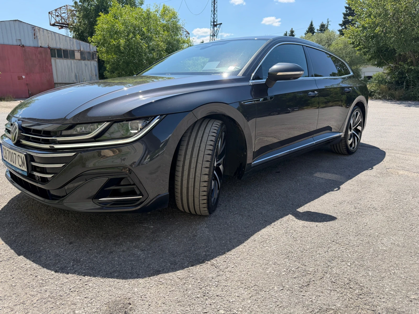 VW Arteon R-Line, 4x4, Panorama, Head Up, снимка 3 - Автомобили и джипове - 55445769
