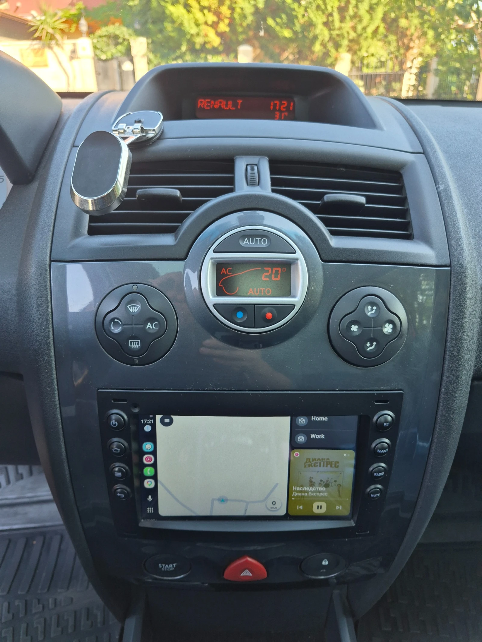 Renault Megane 2.0T, снимка 16 - Автомобили и джипове - 55579149