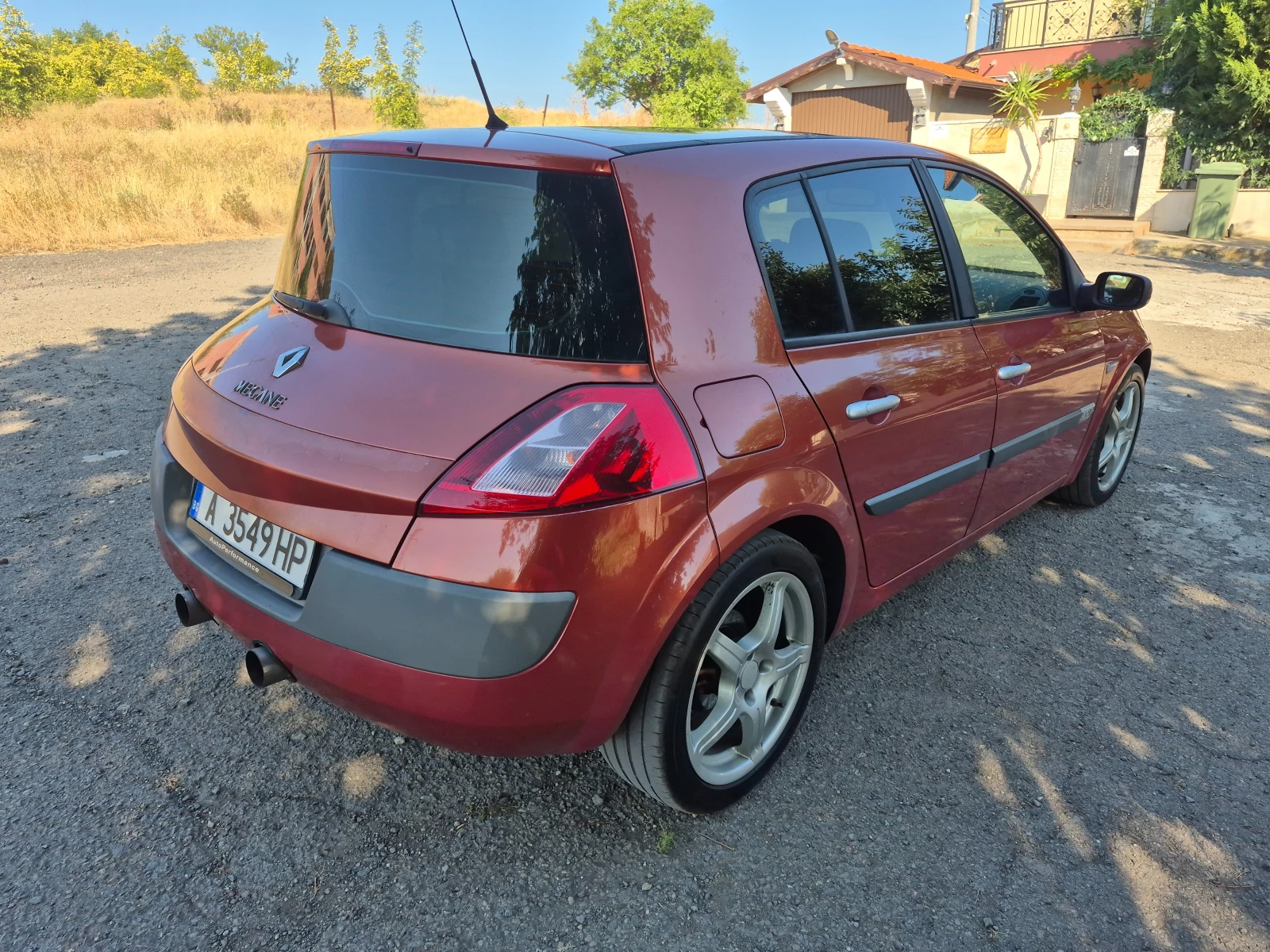 Renault Megane 2.0T, снимка 3 - Автомобили и джипове - 55579149
