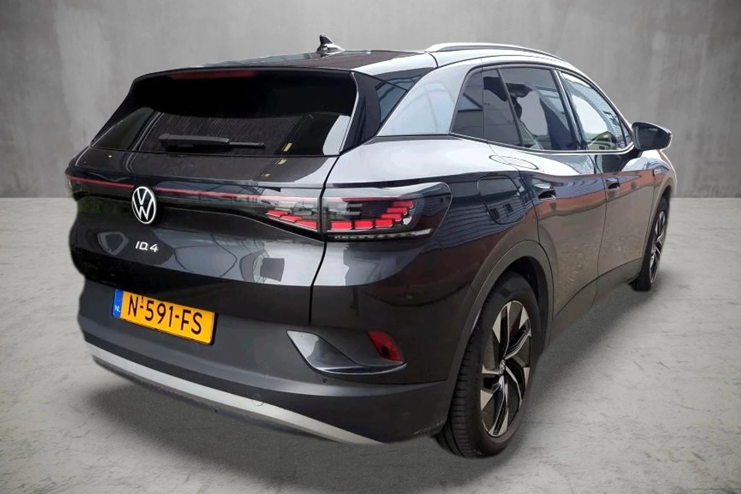 VW ID.4 PRO PERFORMANCE 82KWH ТЕРМОПОМПА 93% SOH FULL, снимка 3 - Автомобили и джипове - 56414223