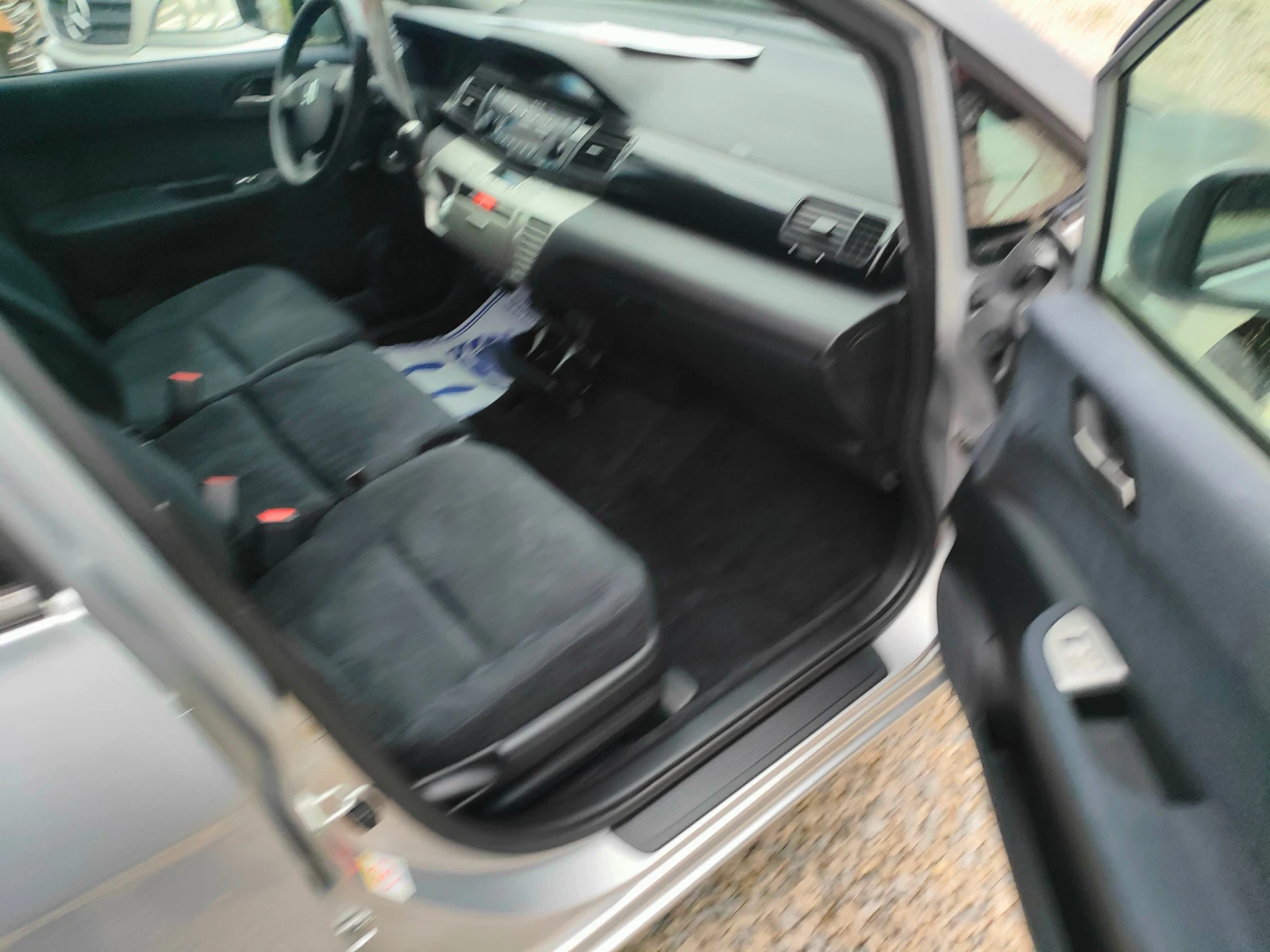 Honda Fr-v 2.2cdti-140ks Itali, снимка 14 - Автомобили и джипове - 56679008