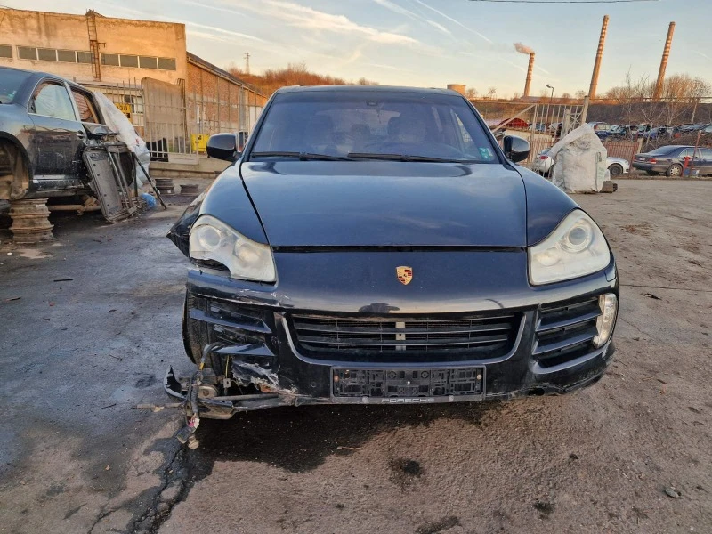 Porsche Cayenne 4.8I, снимка 7 - Автомобили и джипове - 39175139