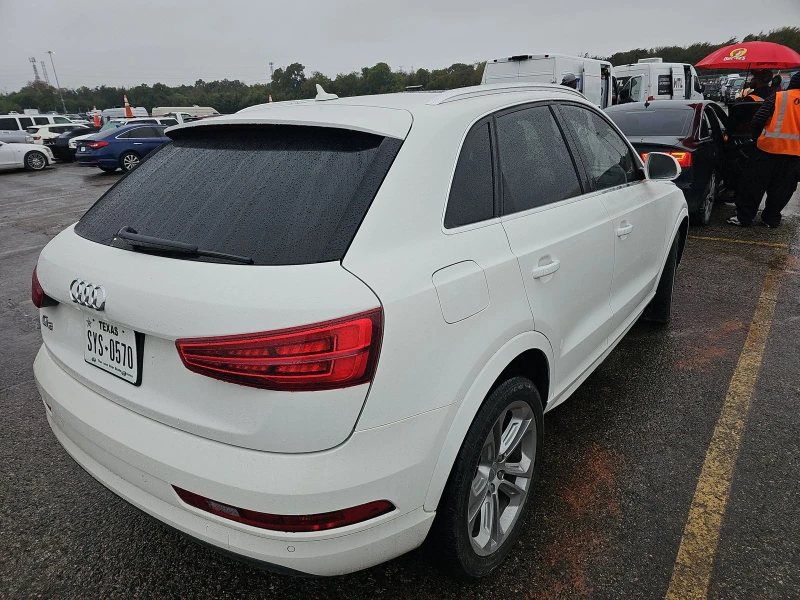 Audi Q3 2.0T* PREMIUM* PLUS* ПОДГРЕВ* КАМЕРА, снимка 3 - Автомобили и джипове - 48226375