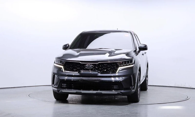 Kia Sorento Diesel 2.2 2WD * НАЙ-ДОБРА ЦЕНА В БЪЛГАРИЯ* , снимка 3 - Автомобили и джипове - 51963049