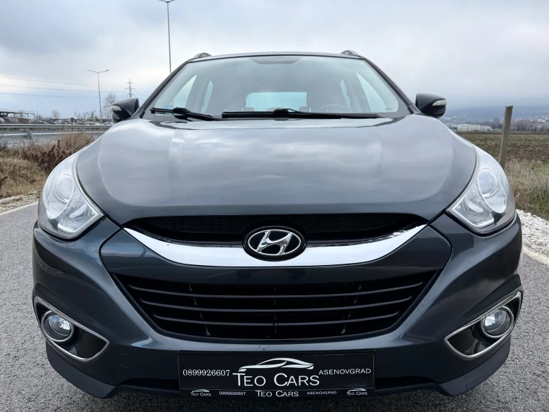 Hyundai IX35 2.0 CRDi / 4WD / NAVI / CAMERA / KOJA / PODGREV, снимка 2 - Автомобили и джипове - 52906198