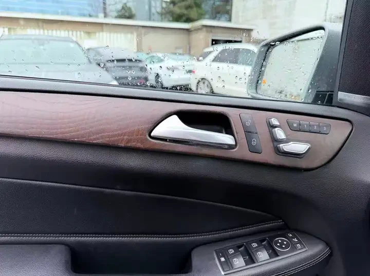 Mercedes-Benz GLE 350, снимка 14 - Автомобили и джипове - 54214869