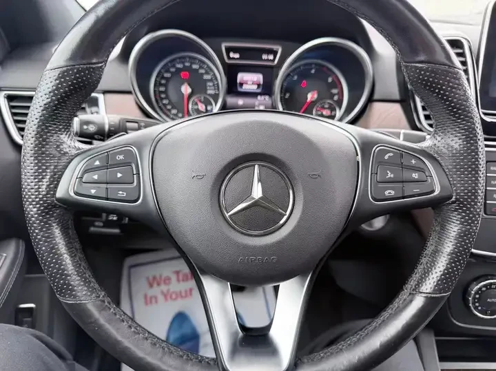 Mercedes-Benz GLE 350, снимка 9 - Автомобили и джипове - 54214869