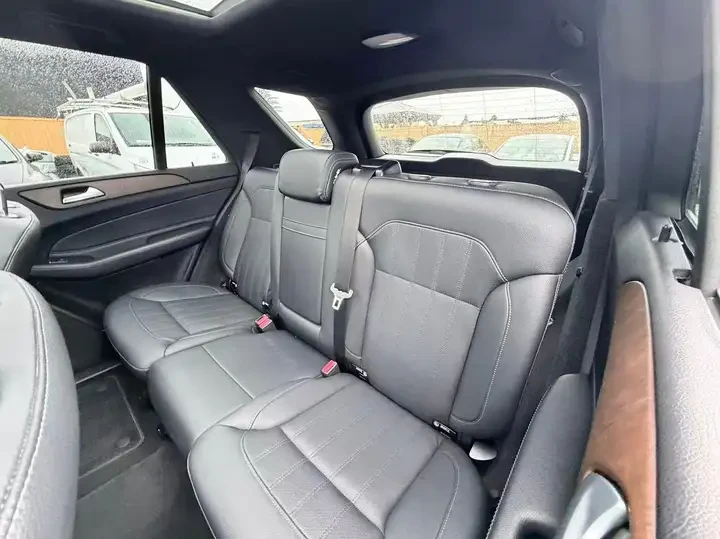 Mercedes-Benz GLE 350, снимка 16 - Автомобили и джипове - 54214869