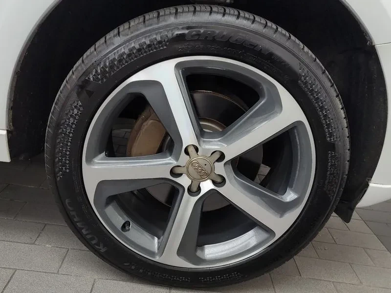 Audi Q5 3.0 TDI Quattro - САМО 30% АВАНС, снимка 5 - Автомобили и джипове - 56007924