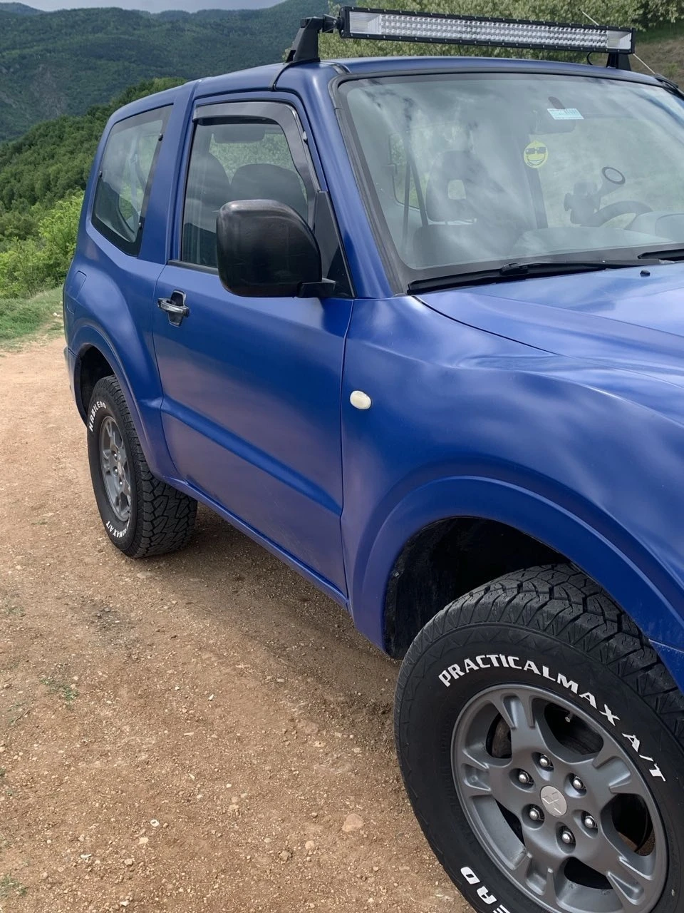 Mitsubishi Pajero 3.2 - изображение 4