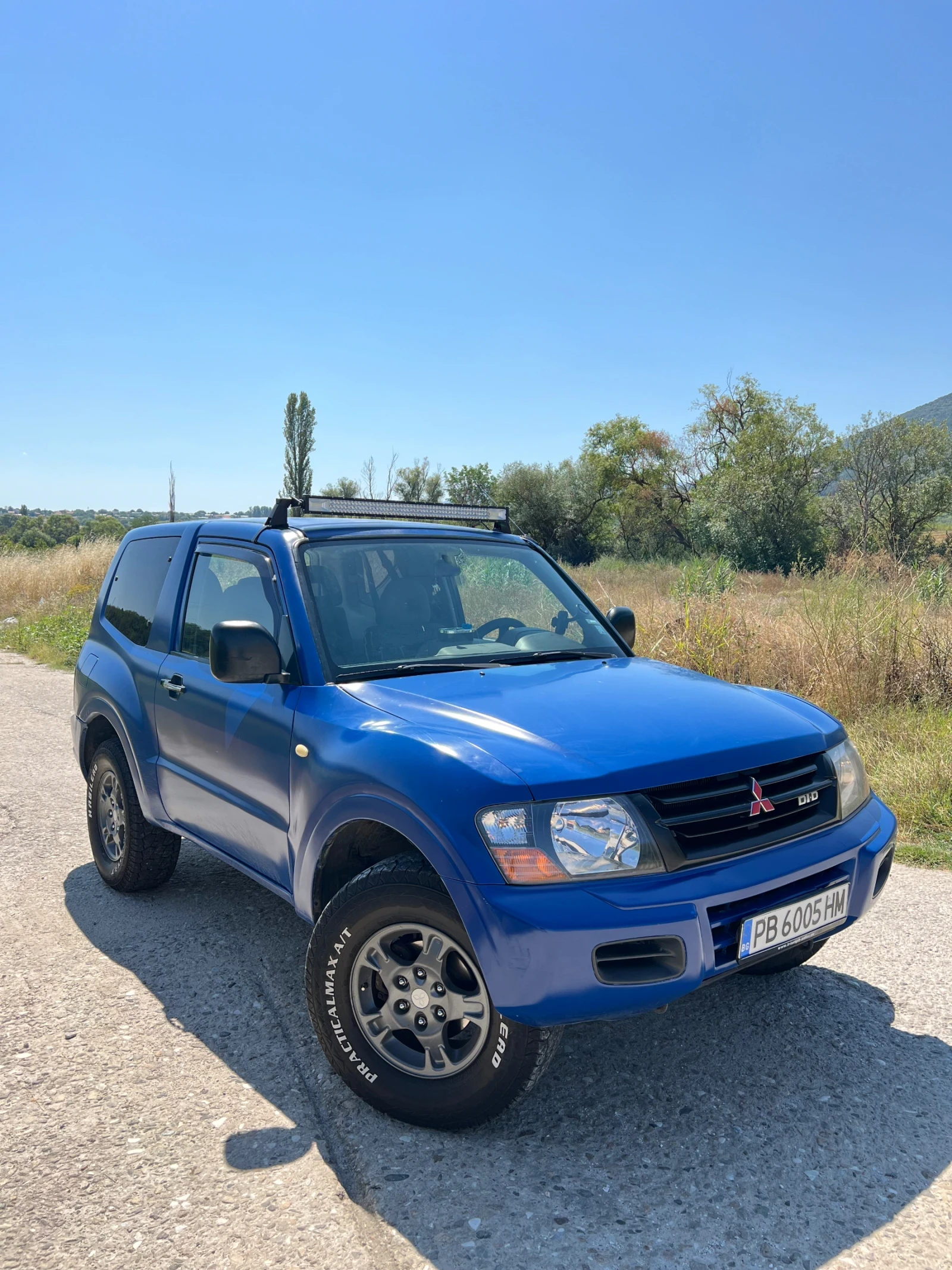 Mitsubishi Pajero 3.2 - изображение 3