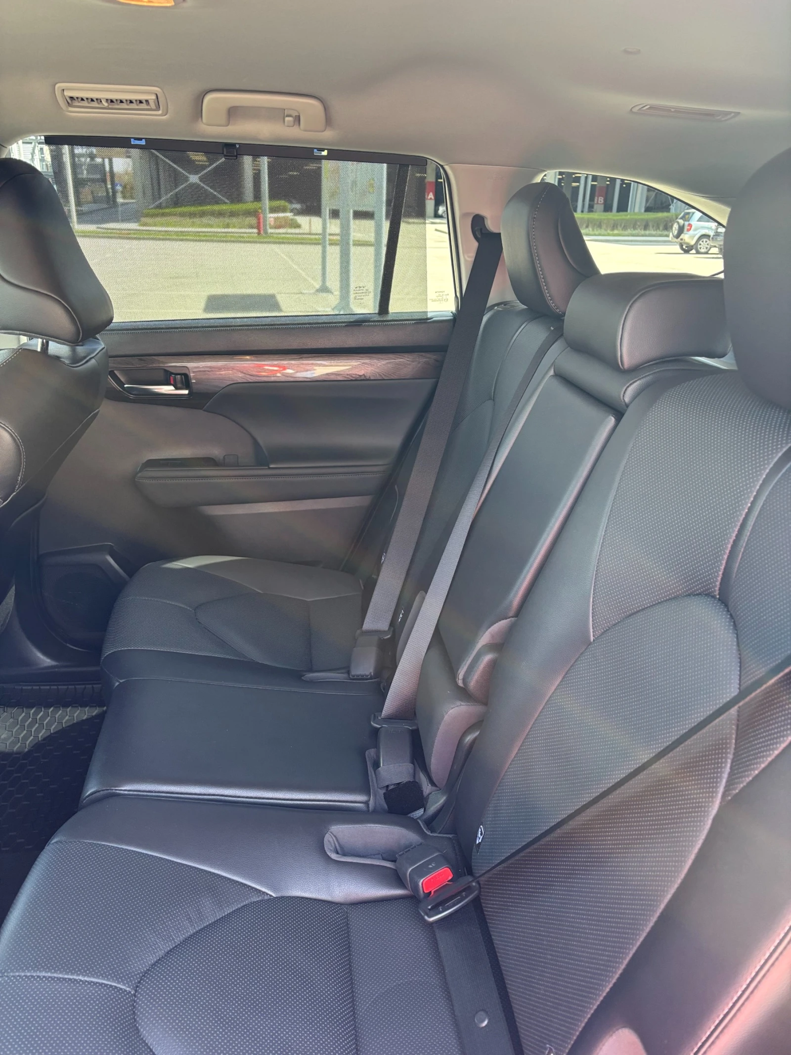 Toyota Highlander Luxury - изображение 10