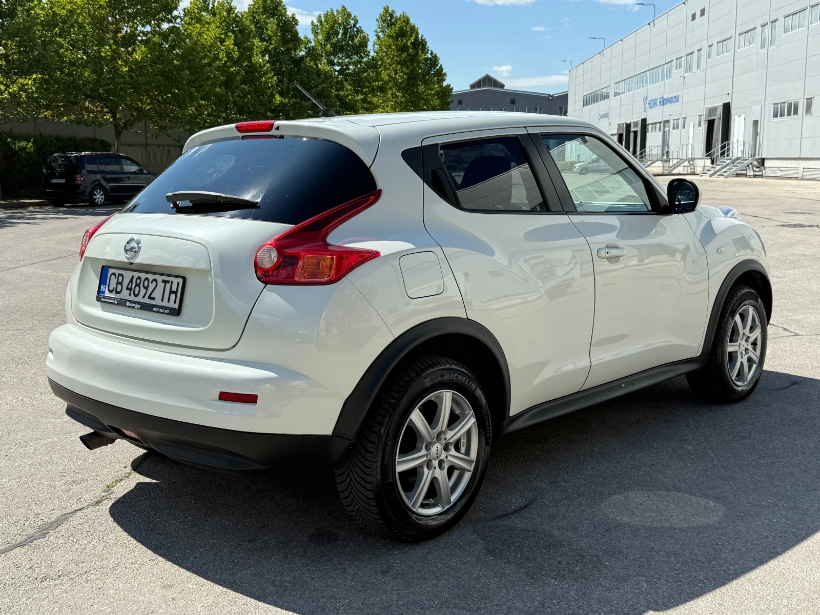 Nissan Juke 1.6i 190 к.с. - изображение 4