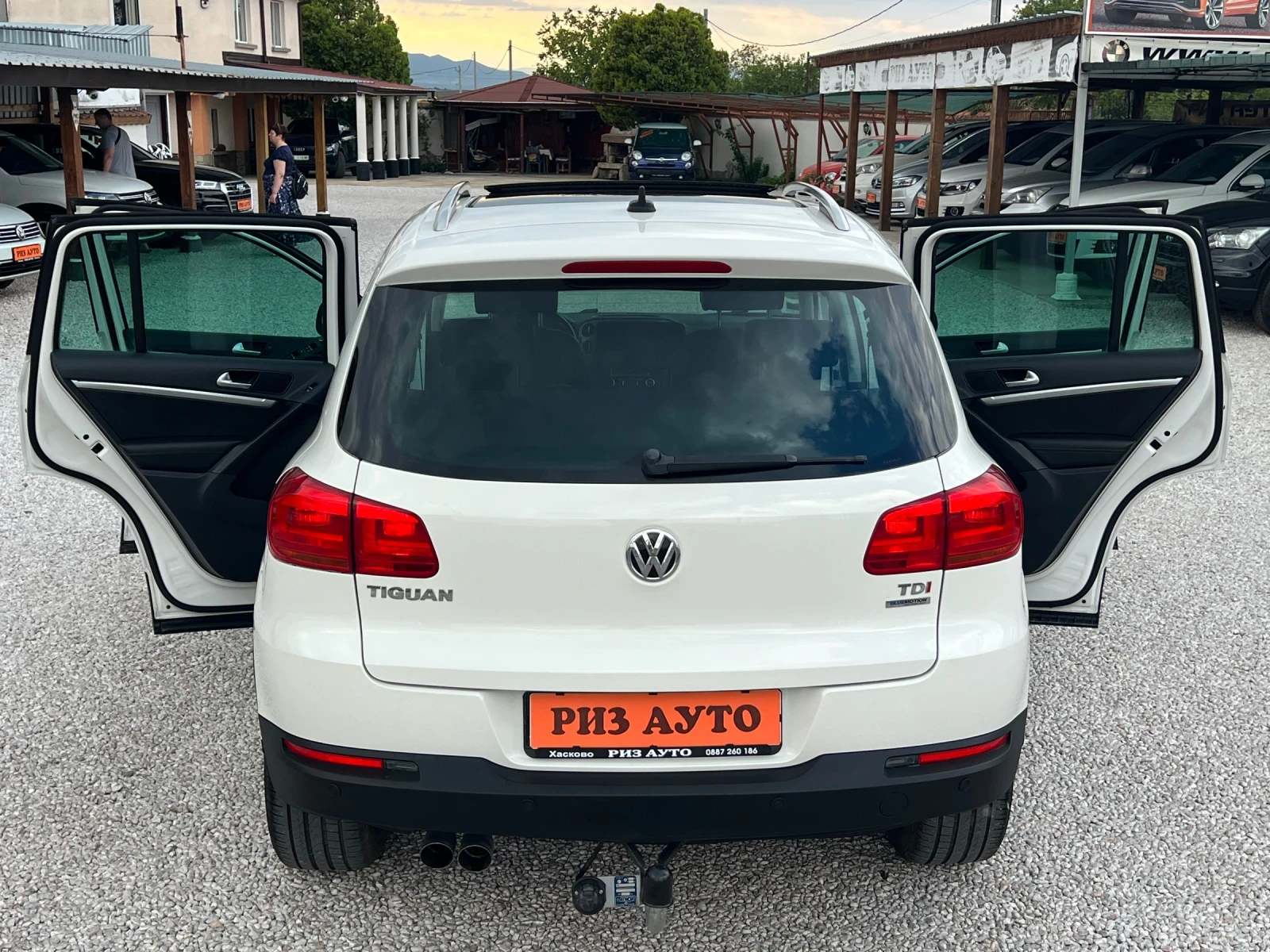 VW Tiguan 20TDI* 6sk+ PANORAMA* NAVI* PARCASISTENT* TOP * LI - изображение 5
