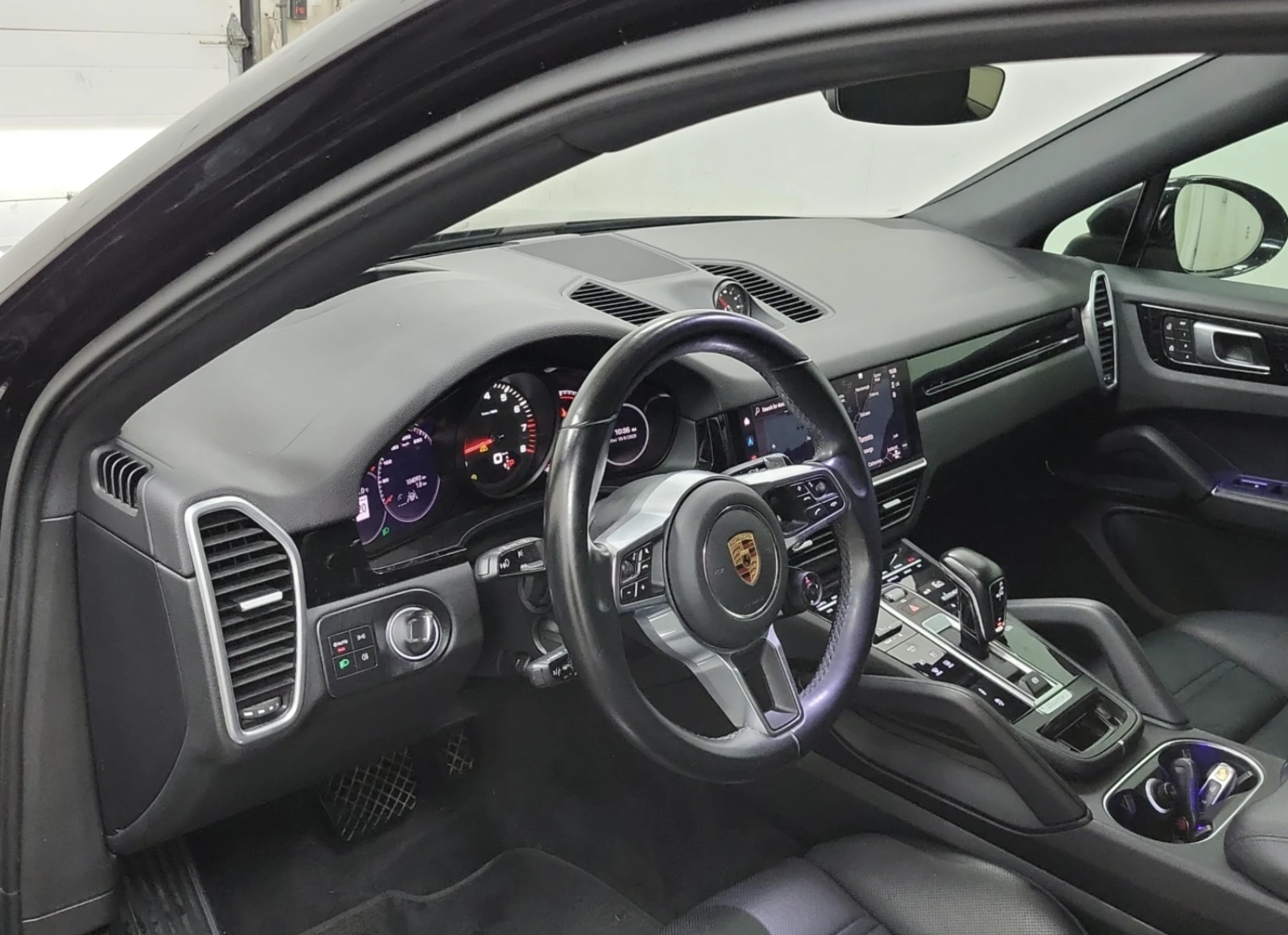 Porsche Cayenne COUPE - изображение 9