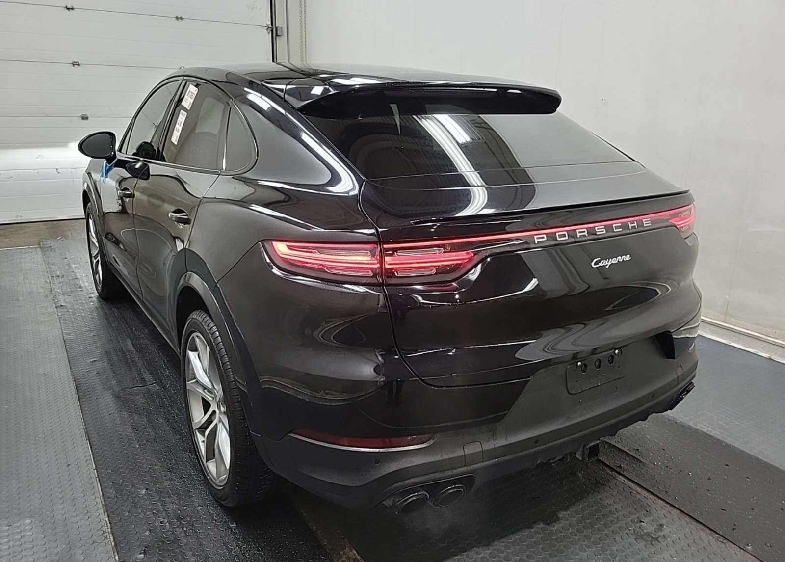 Porsche Cayenne COUPE - изображение 4