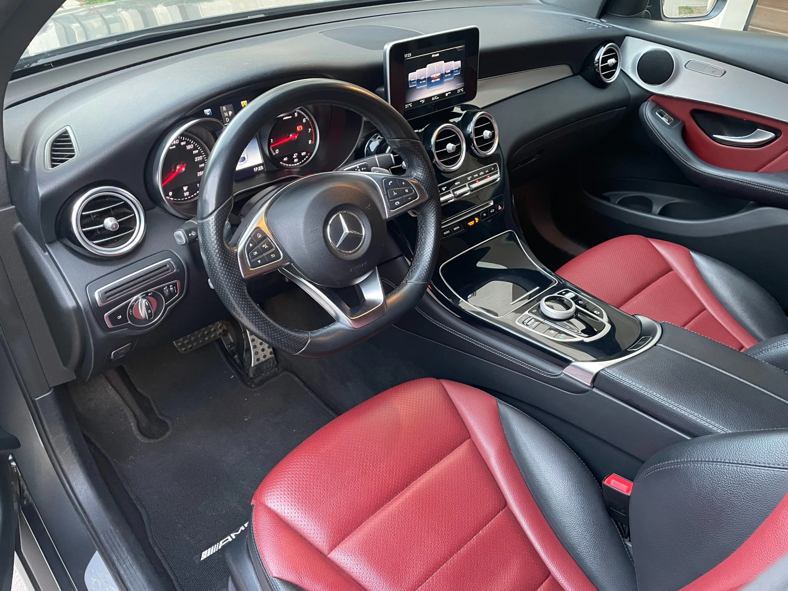 Mercedes-Benz GLC 250 4Matic AMG Coupe - изображение 7