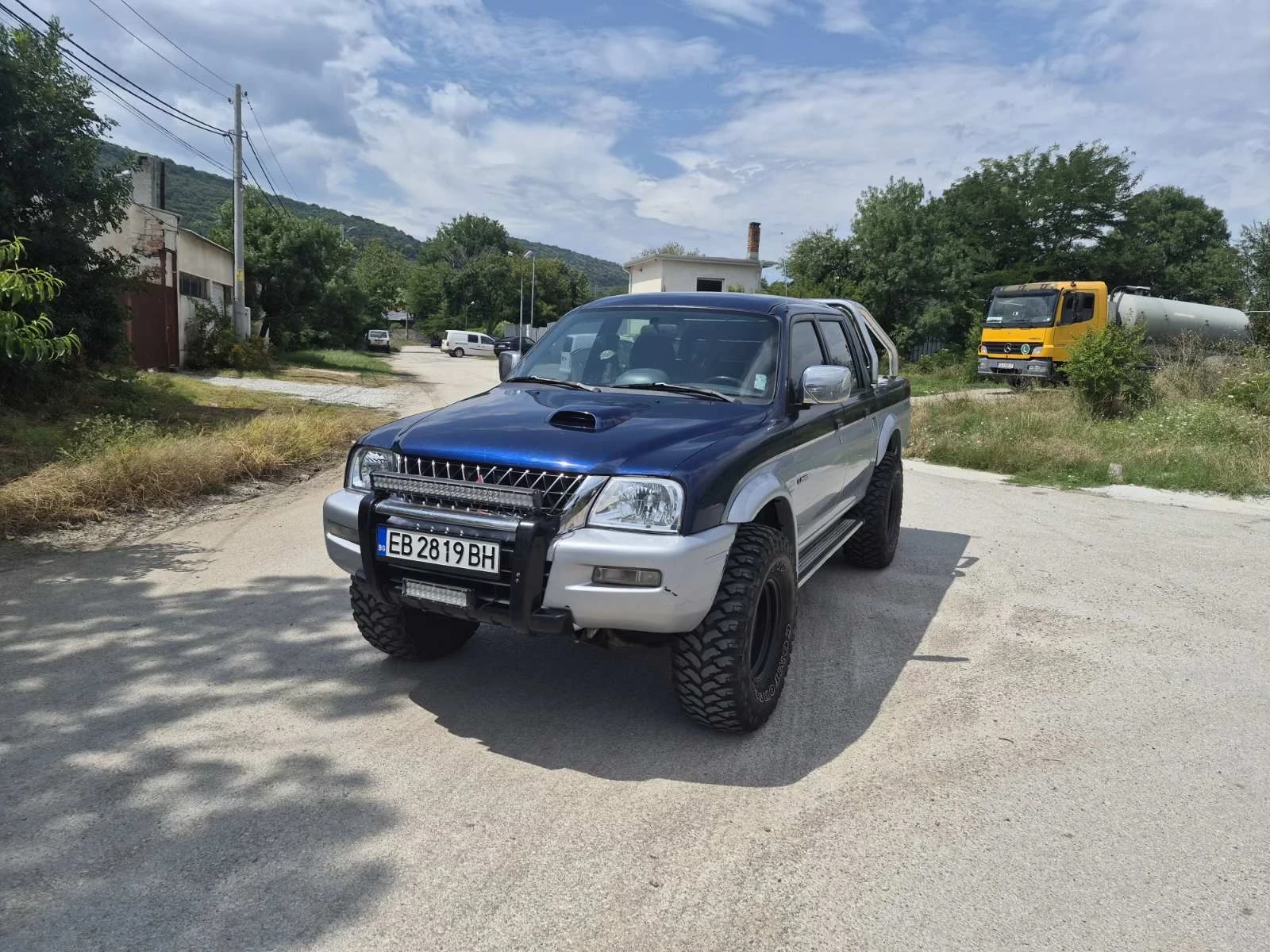 Mitsubishi L200