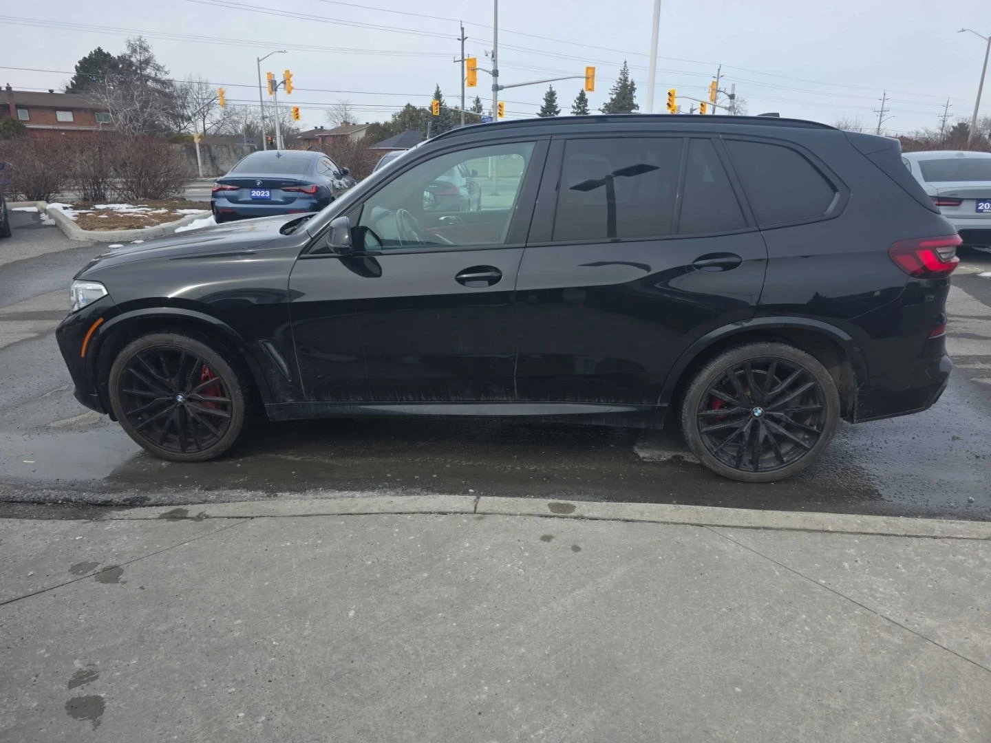 BMW X5 M-pkg* 360View* Distronic* Обдух* Подгрев* Пано, снимка 3 - Автомобили и джипове - 53983786