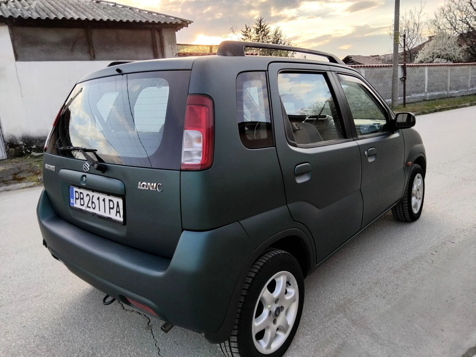 Suzuki Ignis 1.3i.86k.4+ 4.ВЕРИГА+ КЛИМА + ГАЗОВ ИНЖЕКЦИОН , снимка 10 - Автомобили и джипове - 54069172
