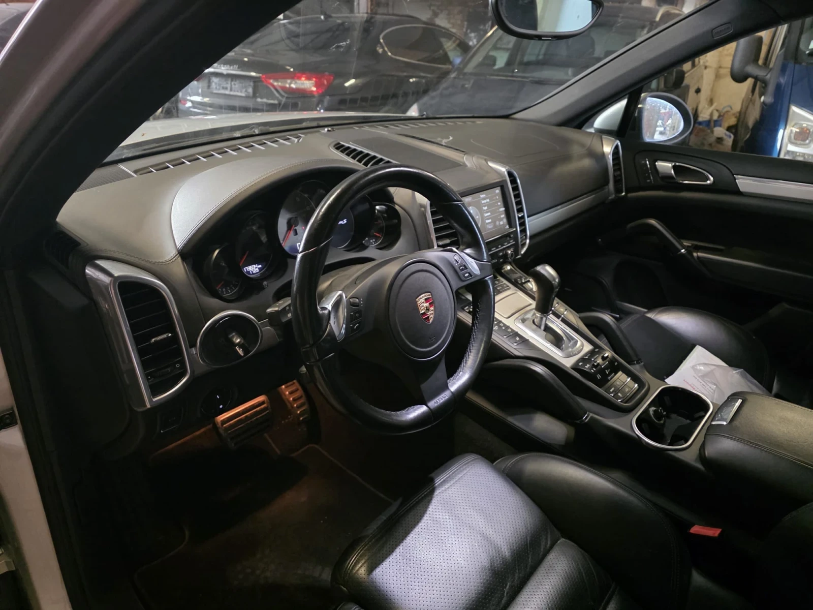 Porsche Cayenne, снимка 16 - Автомобили и джипове - 54839995