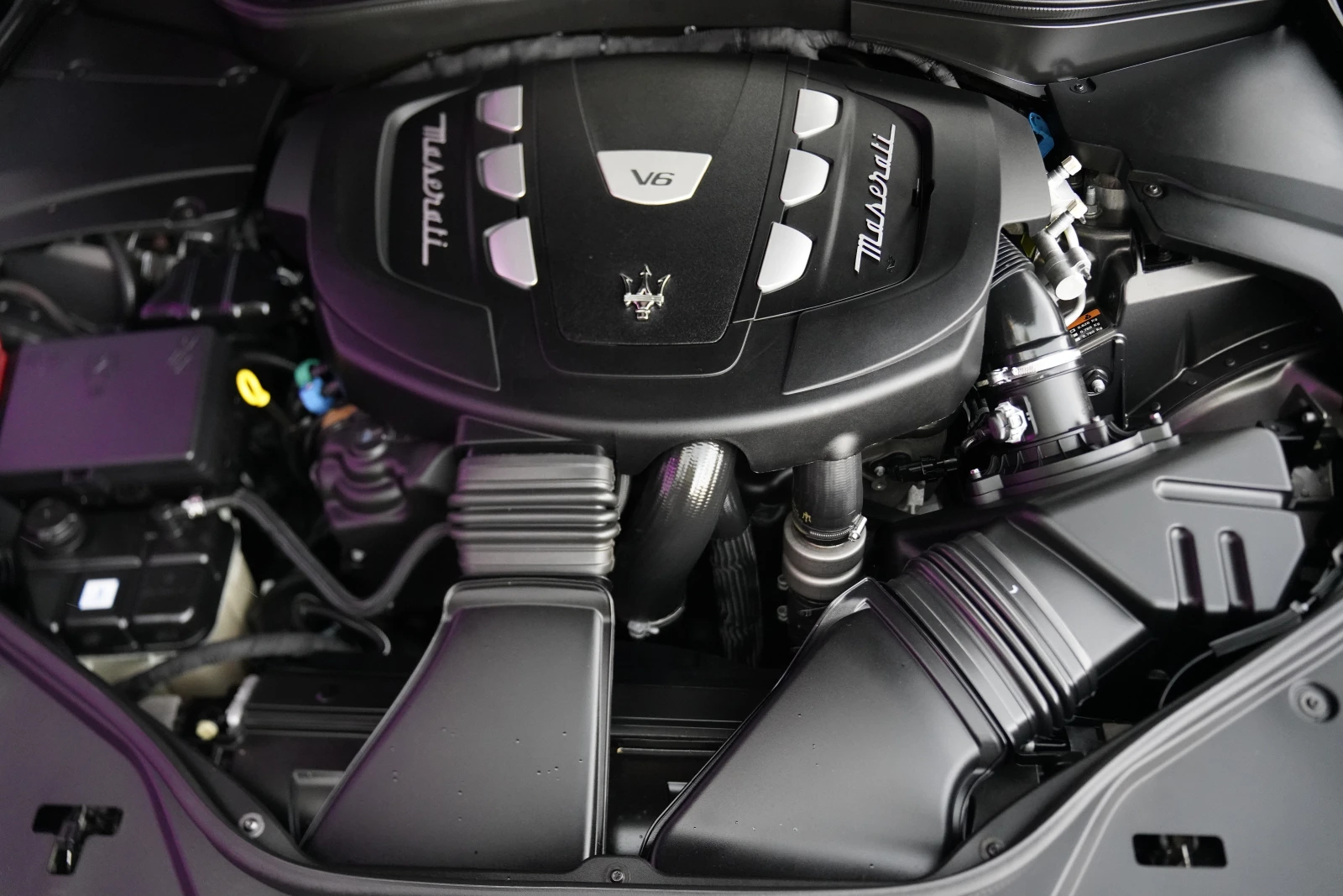 Maserati Levante 3.0d AWD, снимка 15 - Автомобили и джипове - 55134508