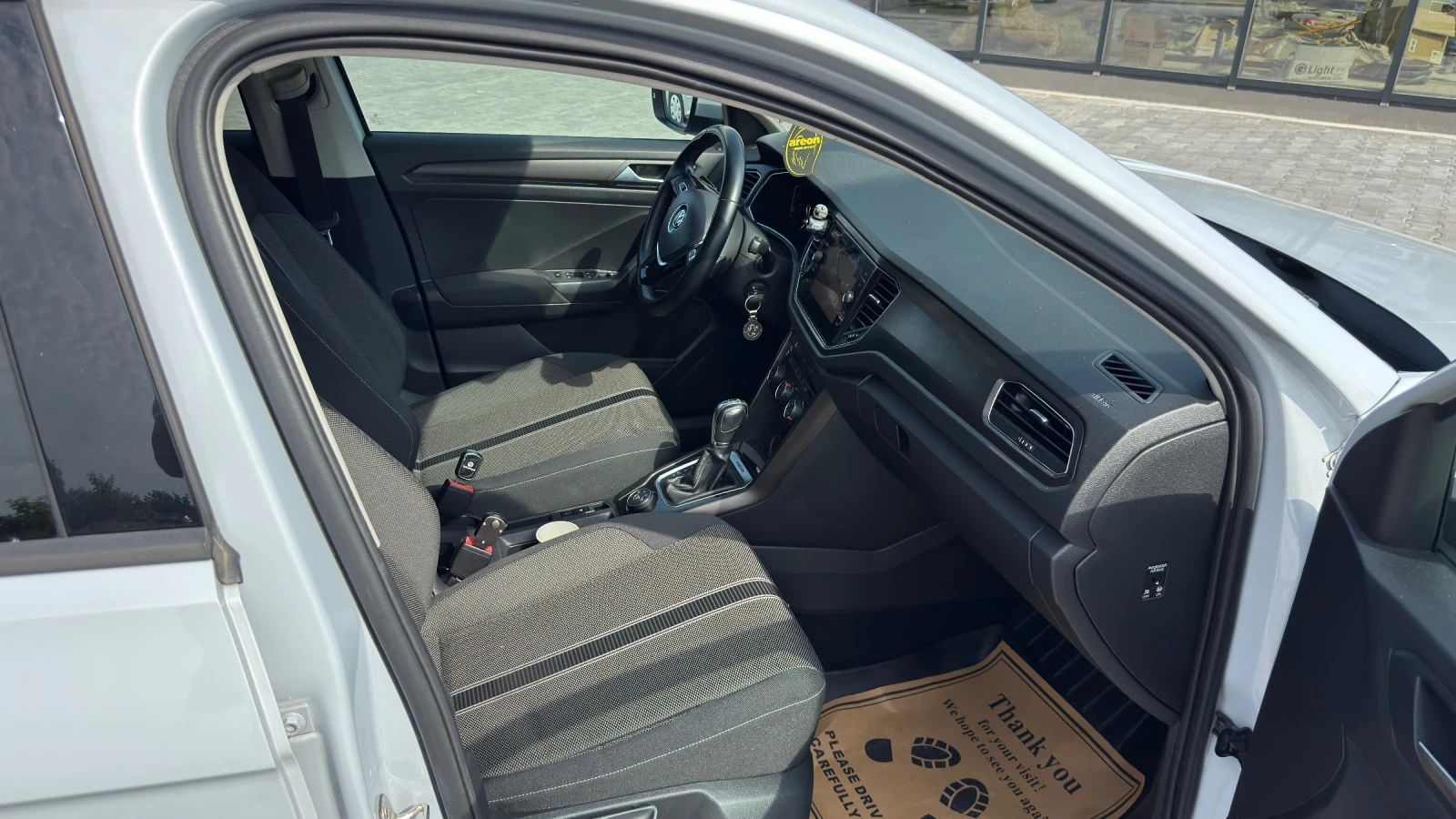 VW T-Roc 2.0 TDI DSG, снимка 10 - Автомобили и джипове - 55138316
