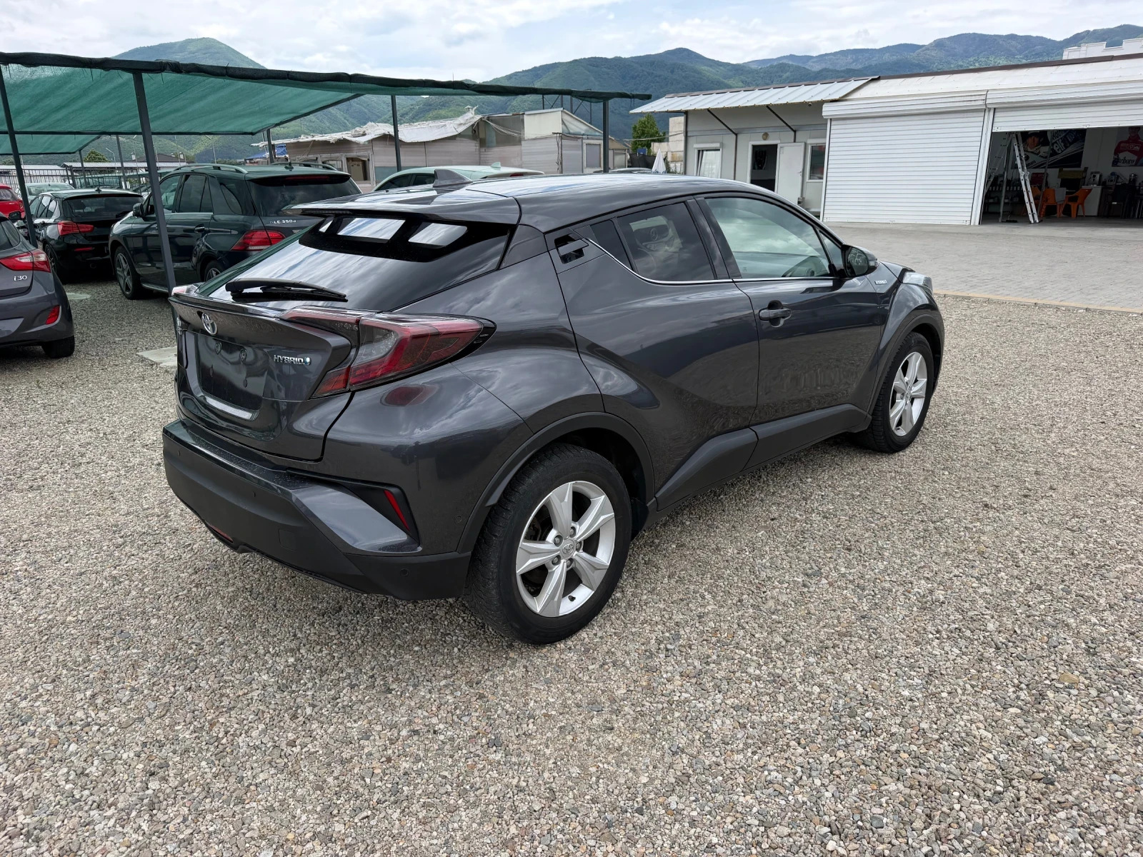 Toyota C-HR 1.8 hybrid/122hp/NAVI/Service Book/, снимка 4 - Автомобили и джипове - 55236873