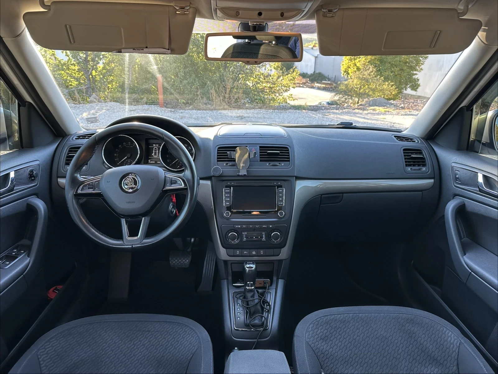 Skoda Yeti 2.0 TDI  170�.� DSG 4x4 | Mobile.bg � ����������� 11