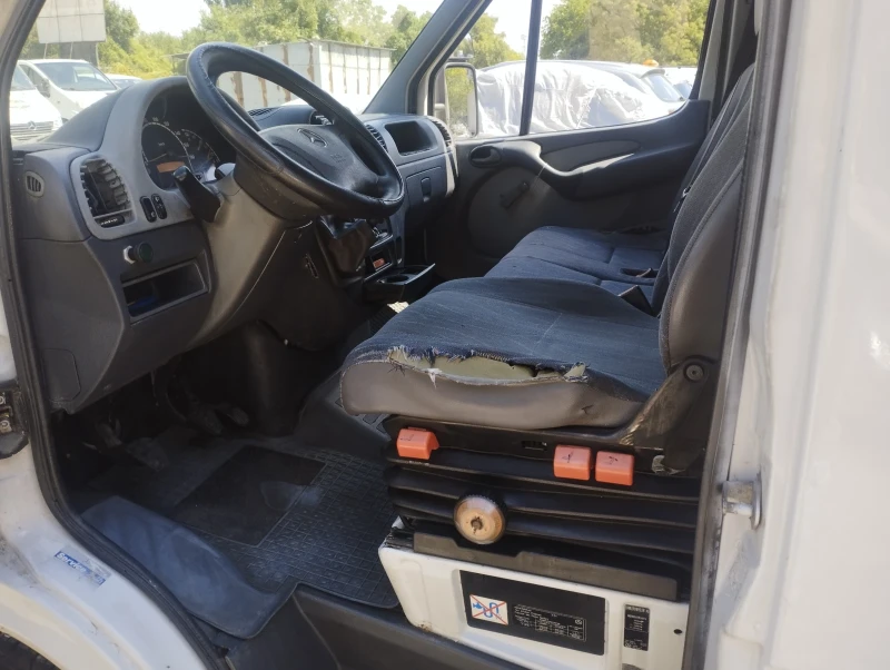 Mercedes-Benz 313, снимка 4 - Бусове и автобуси - 52513470